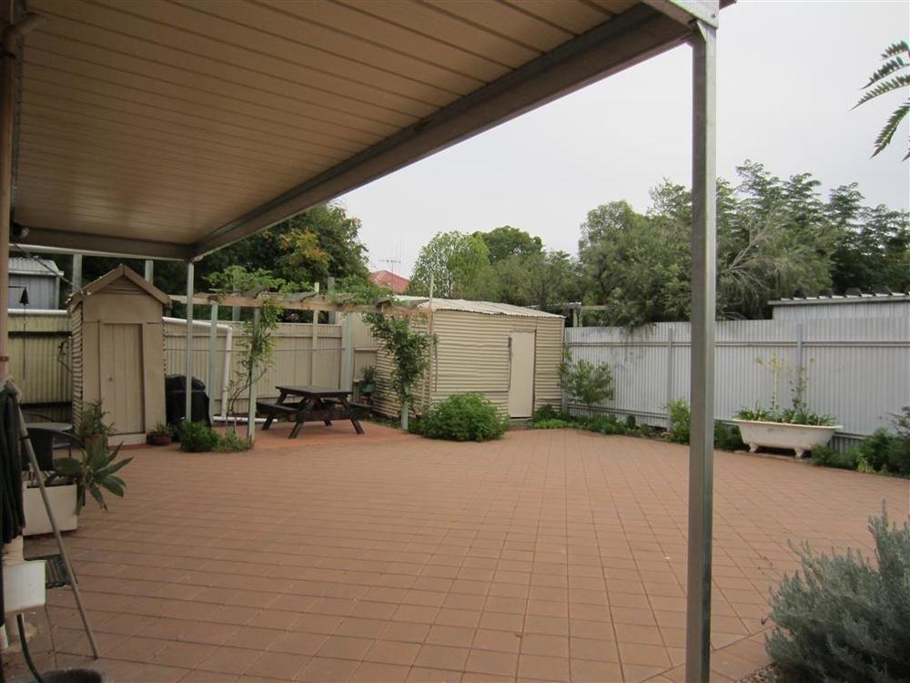 Maeville Cottage Broken Hill Bagian luar foto