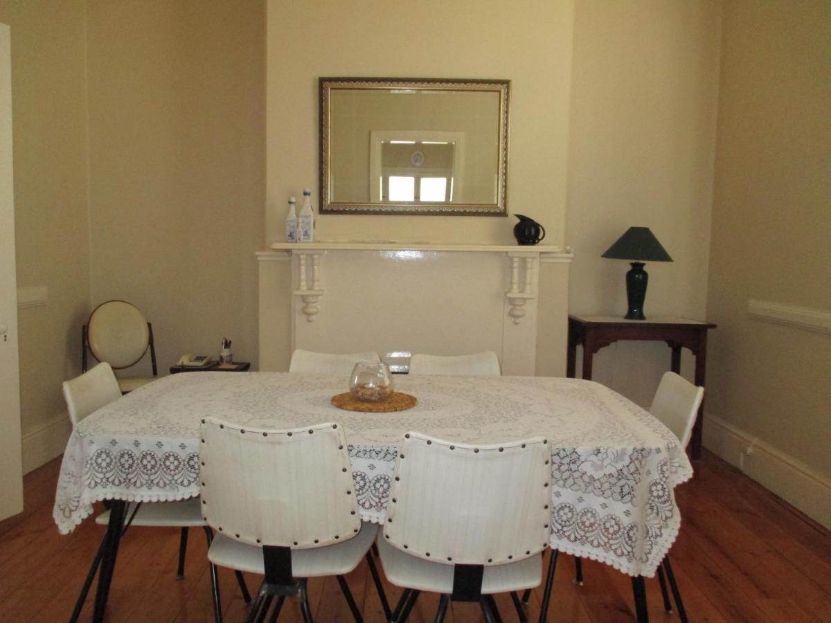 Maeville Cottage Broken Hill Bagian luar foto