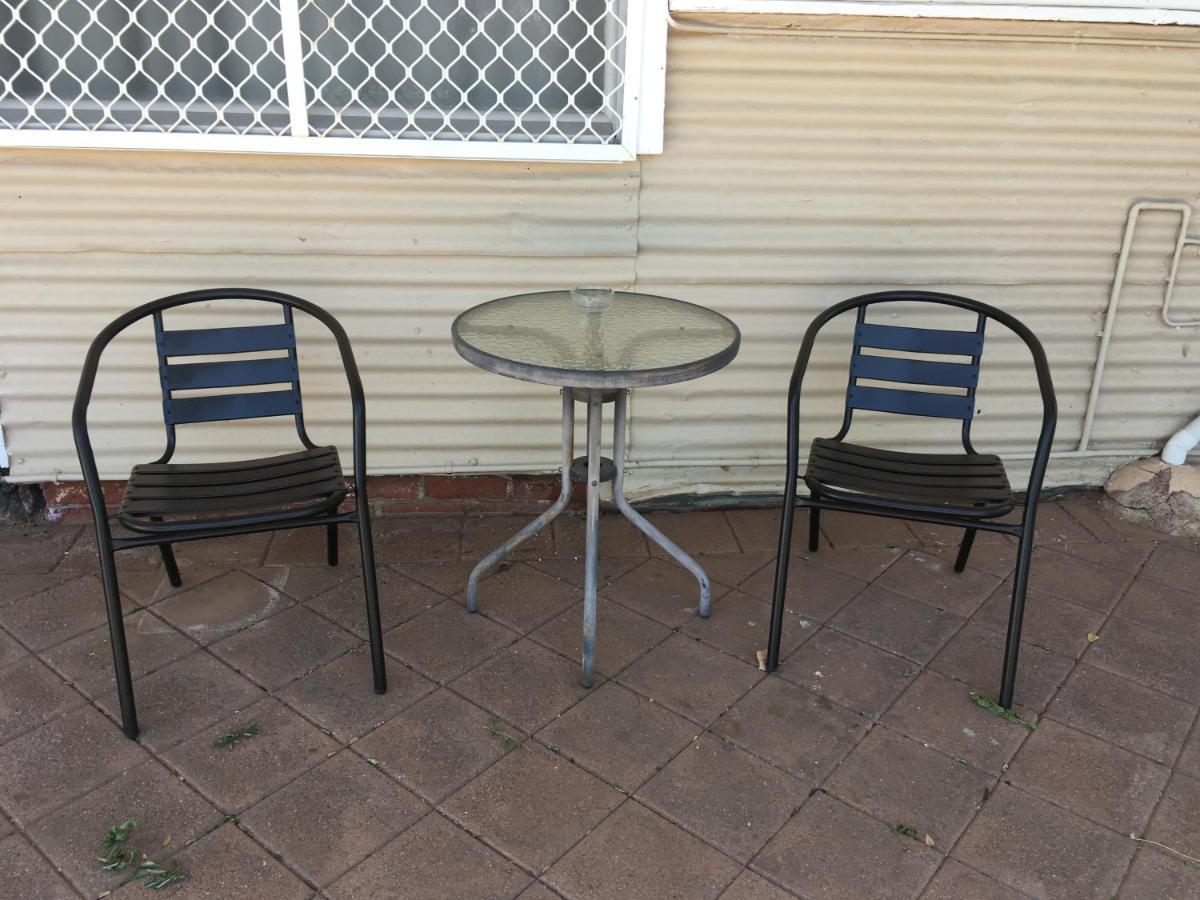 Maeville Cottage Broken Hill Bagian luar foto